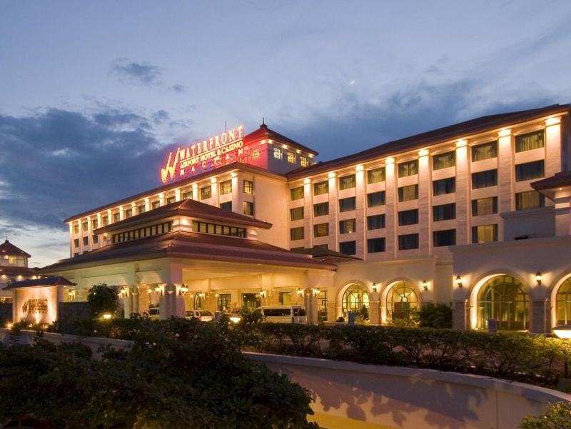 WATERFRONT AIRPORT HOTEL & CASINO