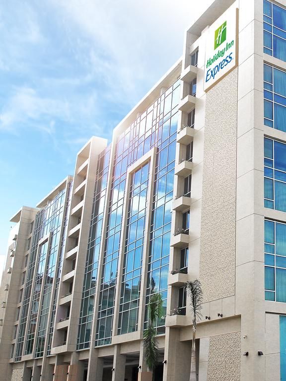 HOLIDAY INN EXPRESS (EX. REMINGTON)