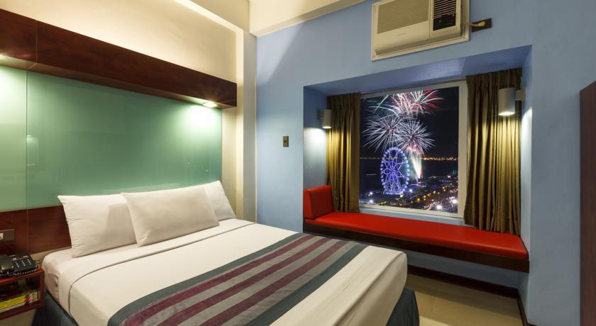 MICROTEL MALL OF ASIA — фото 10