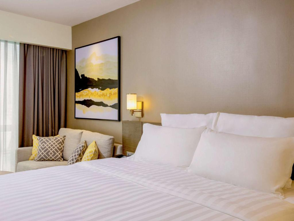 NOVOTEL SUITES MANILA AT ACQUA — фото 10