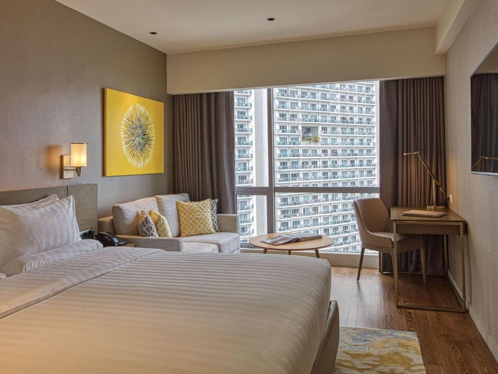 NOVOTEL SUITES MANILA AT ACQUA — фото 11