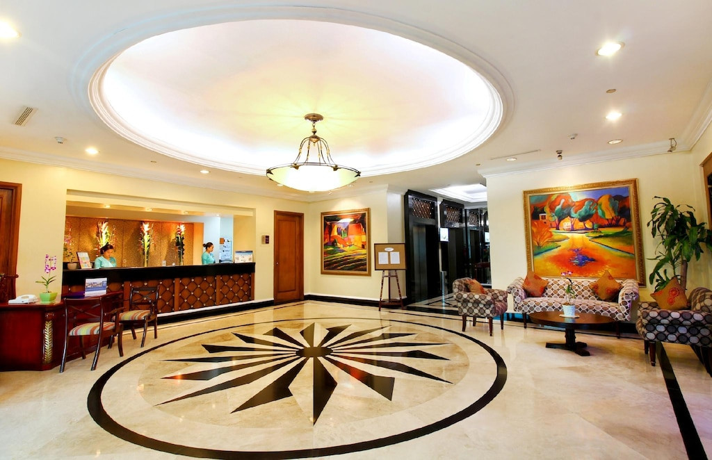 OXFORD SUITES — фото 4
