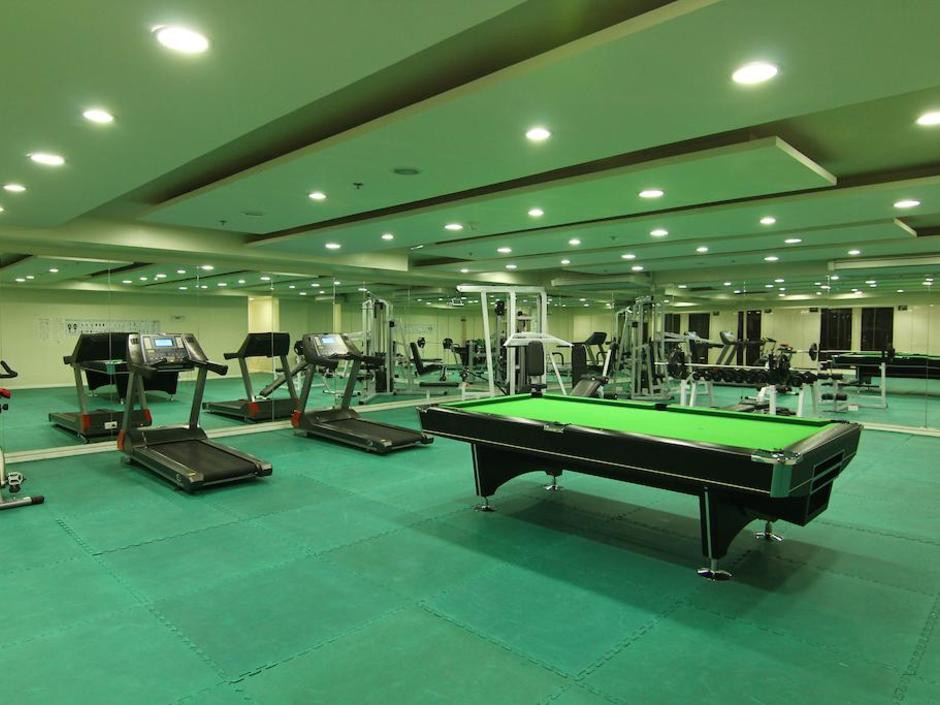 REGENCY GRAND SUITES — фото 15