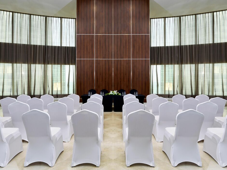 BEST PLAZA WEST BAY HOTEL (EX. CROWN PLAZA WEST BAY) — фото 17