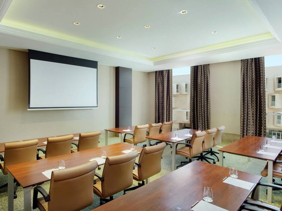 DOUBLETREE BY HILTON DOHA AL SADD  — фото 14