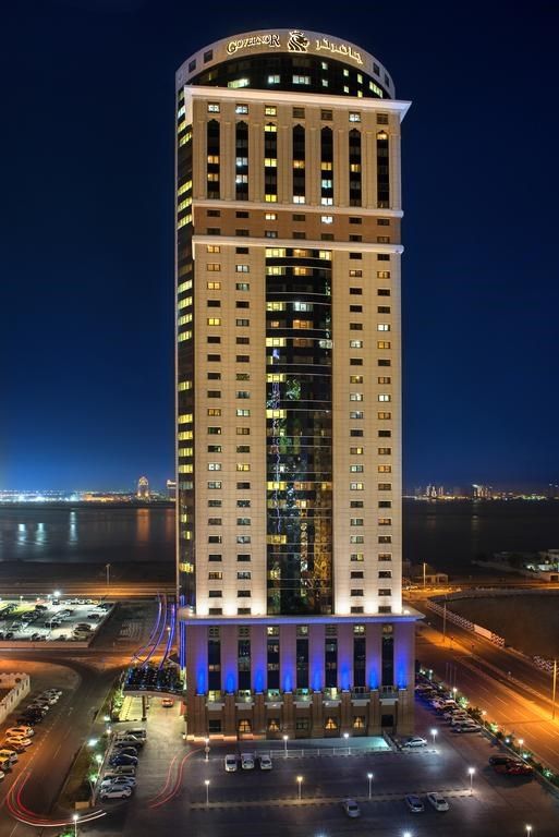 GOVERNOR WEST BAY SUITES AND RESIDENCES