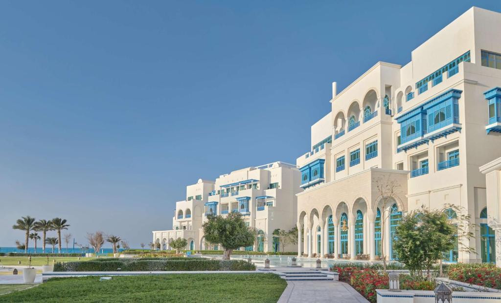 HILTON SALWA BEACH RESORT & VILLAS — фото 4