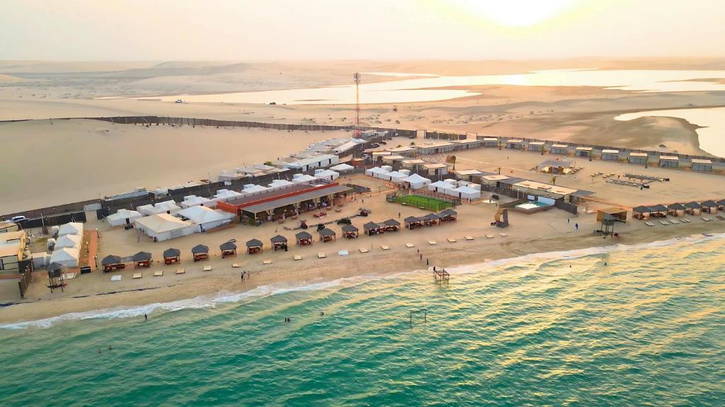 REGENCY SEALINE CAMP