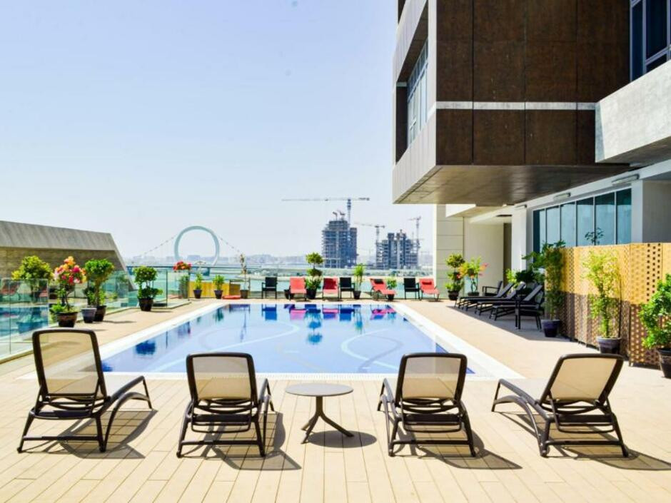 WATERFRONT HOTEL APARTMENTS