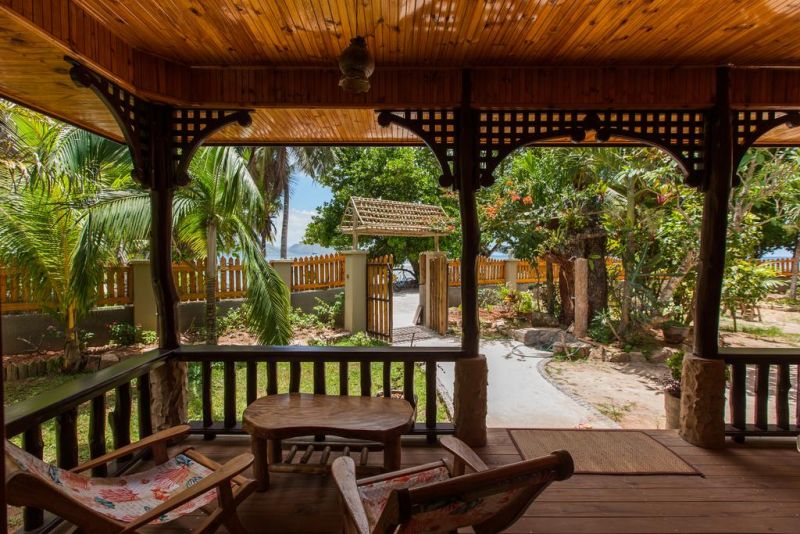 ANSE SEVERE BEACH VILLA APT — фото 15