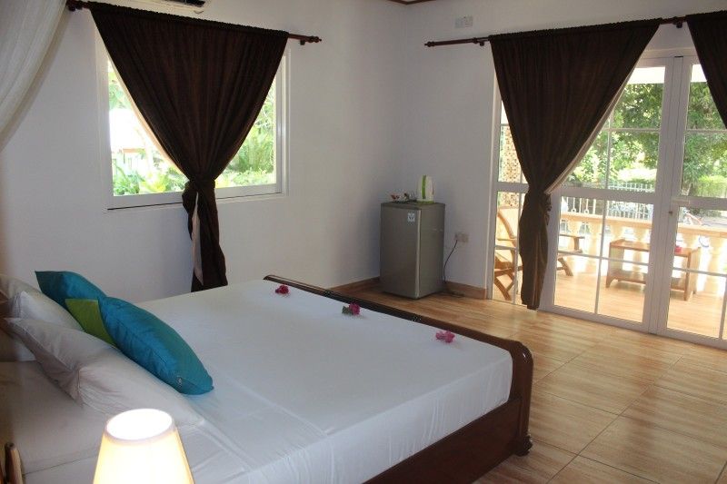 BAMBOO CHALET — фото 11