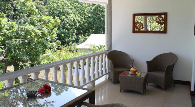 LA DIGUE SELF CATERING — фото 6