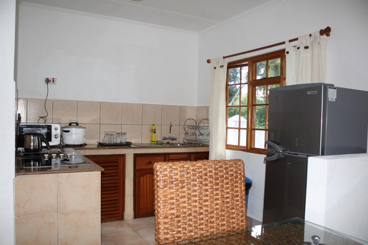 LE SURMER SELF CATERING CHALETS — фото 11
