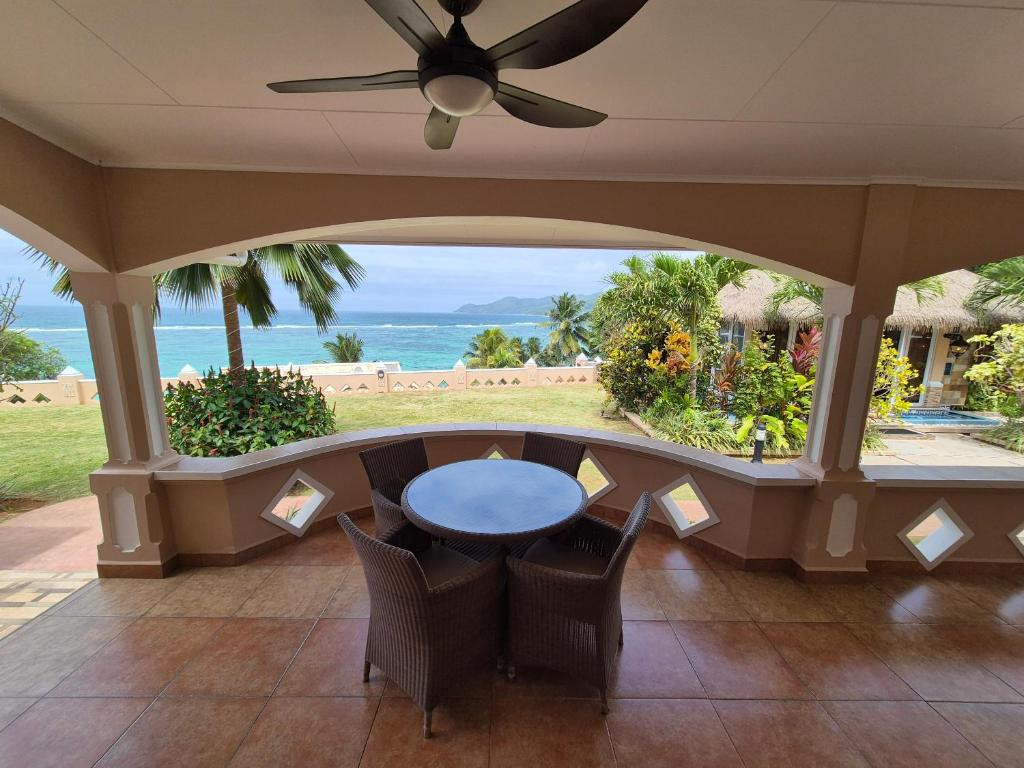 AU FOND DE MER VIEW SELF CATERING APARTMENT — фото 7