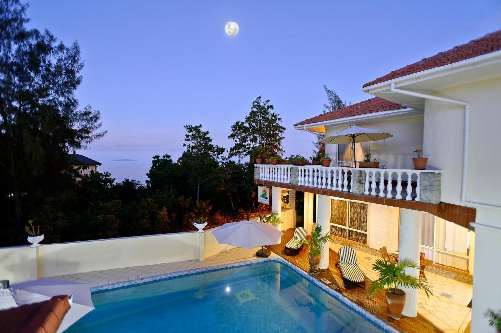 CARANA HILLTOP VILLA — фото 16