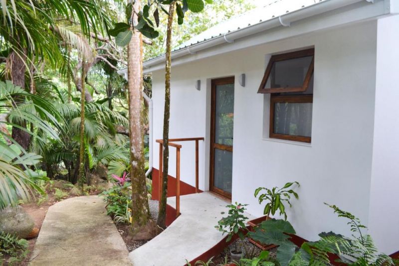 CASHEW NUT GROVE CHALETS — фото 11