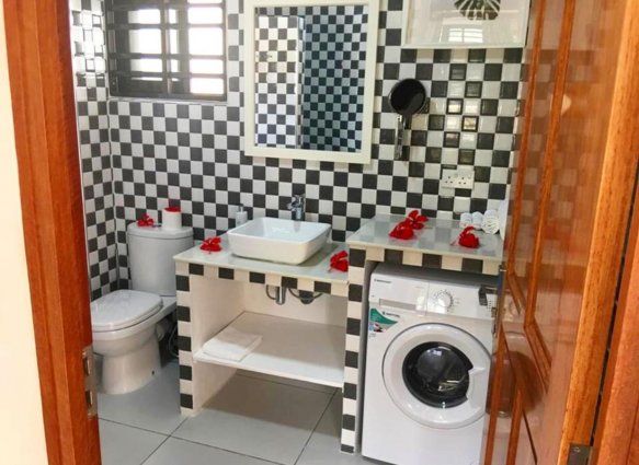 CREOLE BREEZE SELF CATERING — фото 3