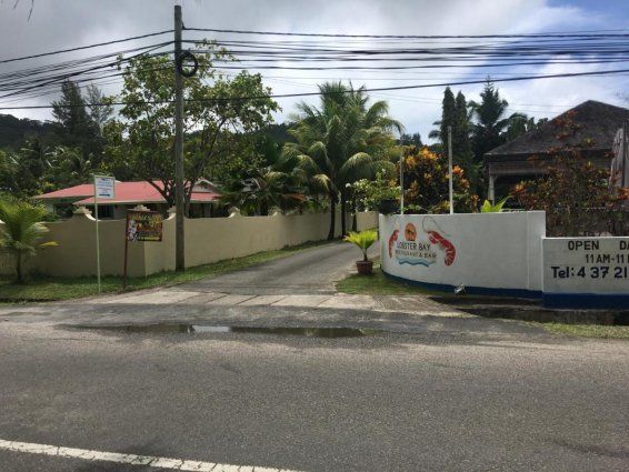 CREOLE BREEZE SELF CATERING — фото 13