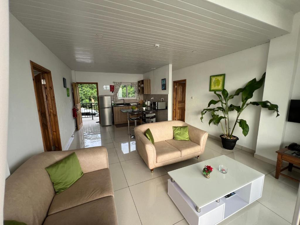 CREOLE PEARL SELF CATERING APARTMENT — фото 17