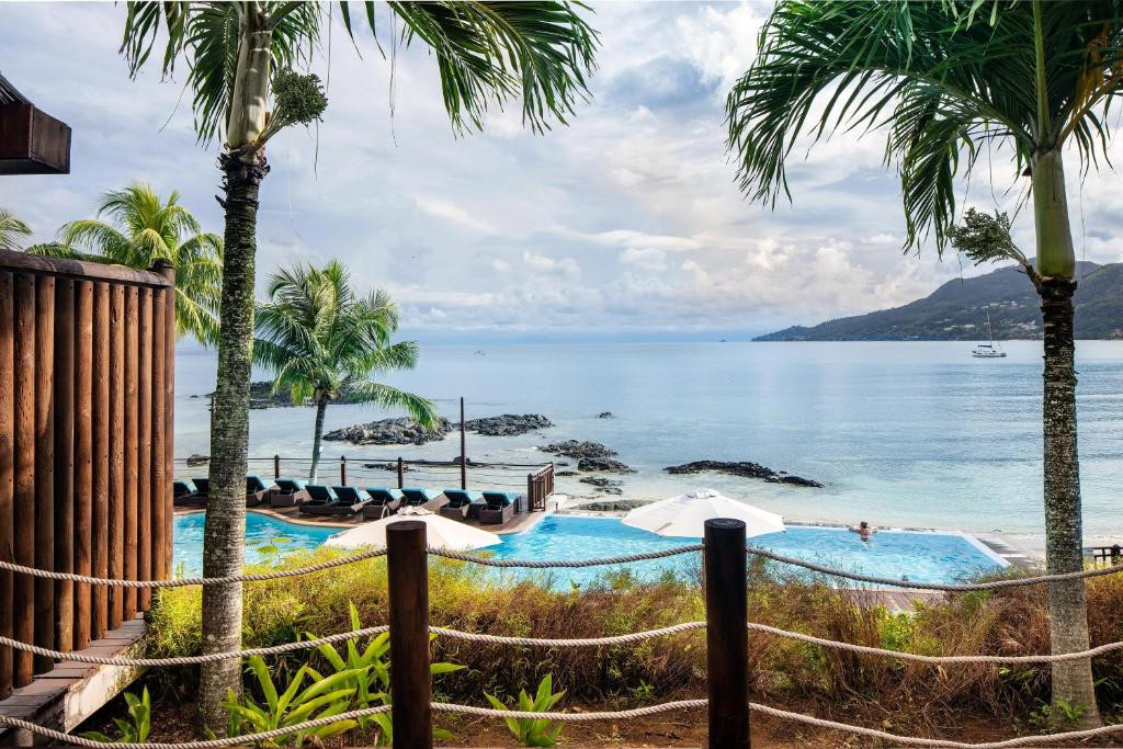 FISHERMANS COVE RESORT (EX. LE MERIDIEN FISHERMANS COVE) — фото 11