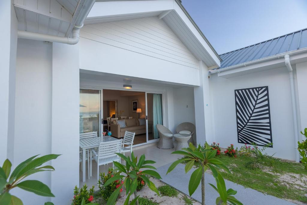 LE NAUTIQUE LUXURY BEACHFRONT APARTMENTS — фото 11