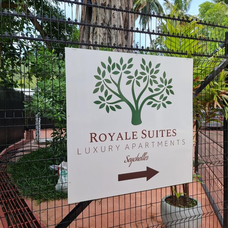 ROYALE SUITES LUXURY APARTMENTS  — фото 7