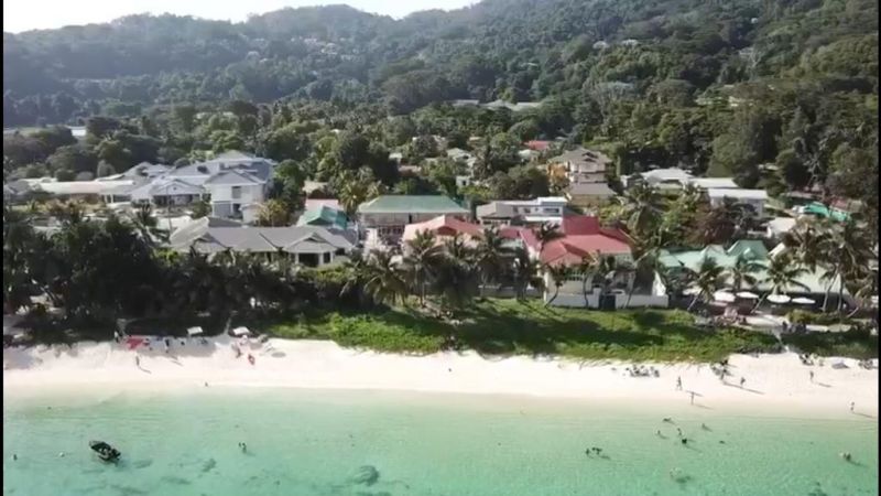 SHANAZ BEACHSIDE RETREAT — фото 16