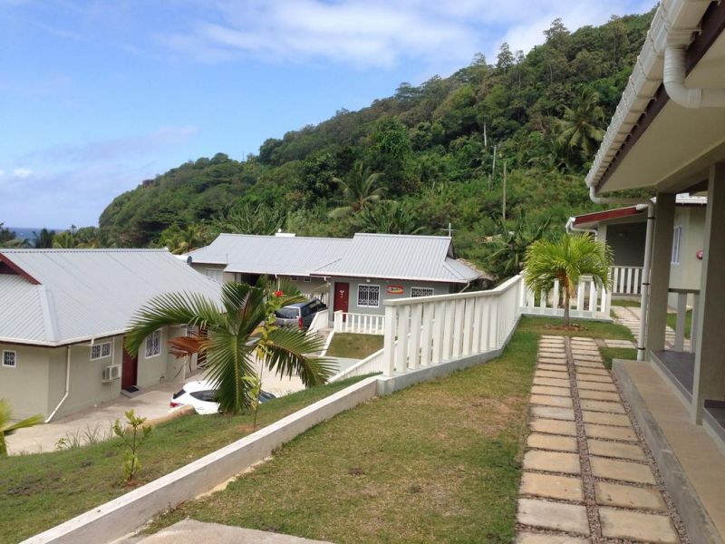 SURFERS SELF CATERING CHALETS — фото 2