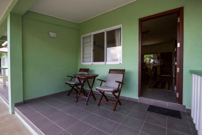 SURFERS SELF CATERING CHALETS — фото 12