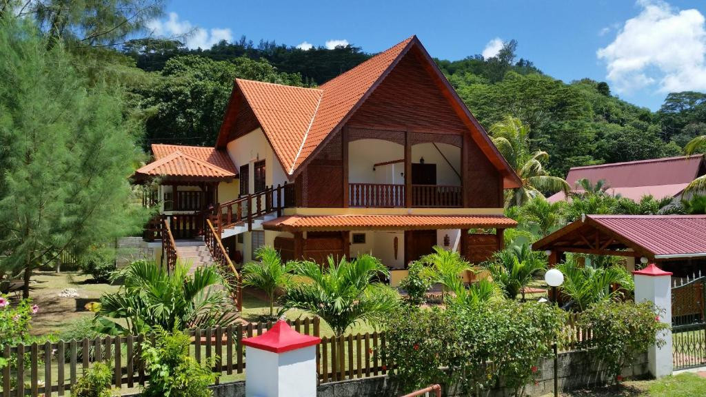 TAKAMAKA GREEN VILLAGE