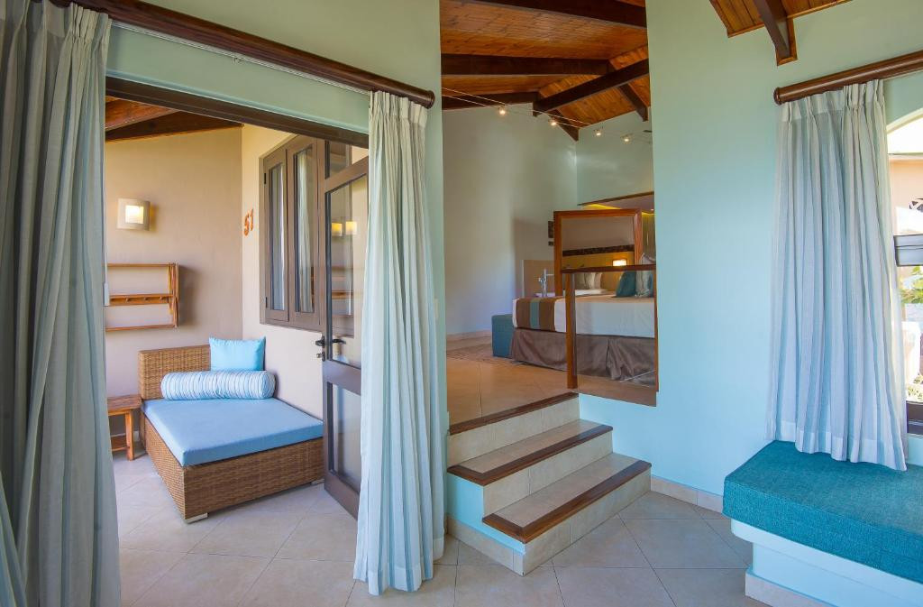 COCO DE MER & BLACK PARROT SUITES — фото 3
