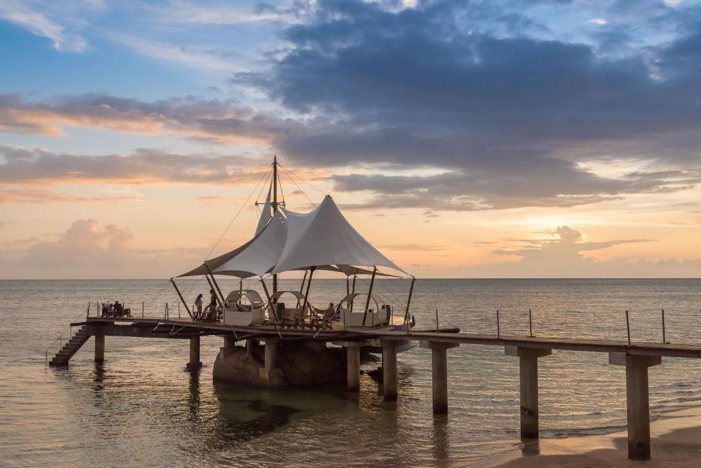 COCO DE MER & BLACK PARROT SUITES — фото 11