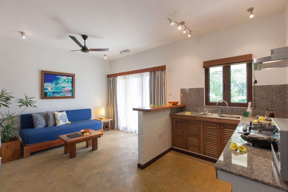 L HIRONDELLE GUEST HOUSE APT — фото 10