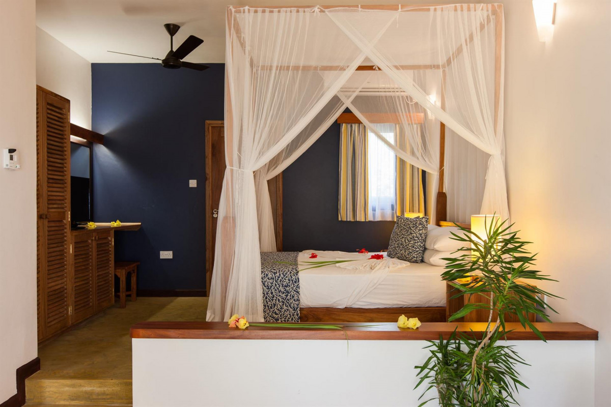 L HIRONDELLE GUEST HOUSE APT — фото 12
