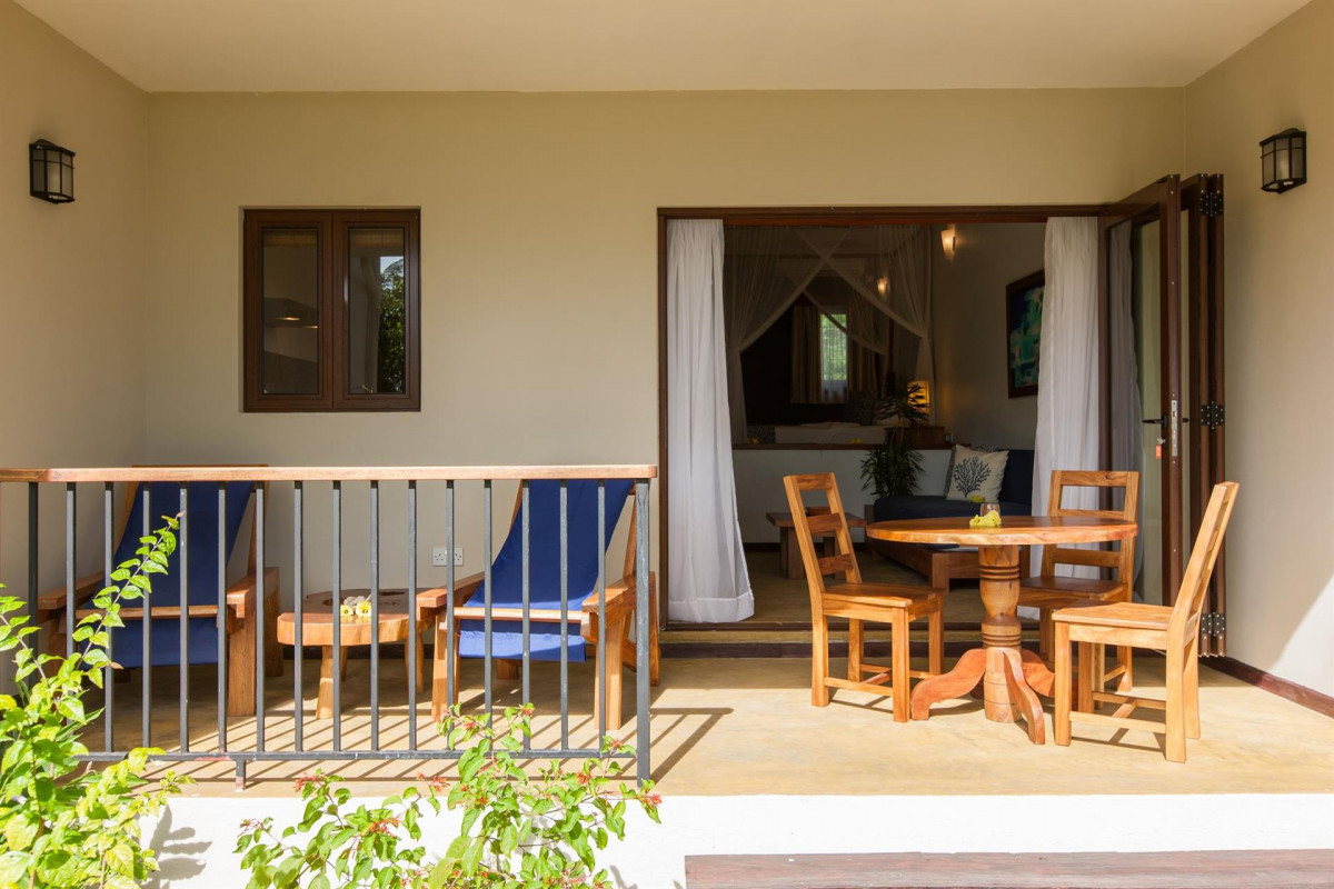 L HIRONDELLE GUEST HOUSE APT — фото 15