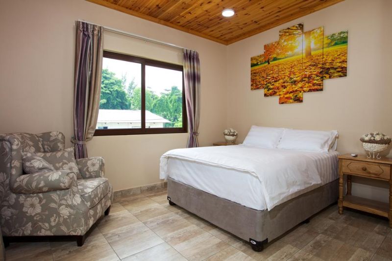 STONE SELF CATERING APARTMENT — фото 2