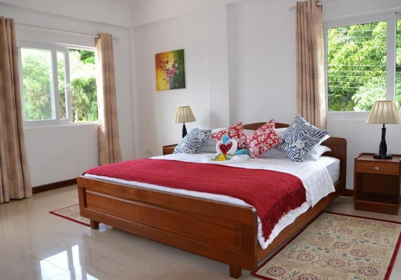 THE OLD SCHOOL SELF CATERING — фото 2