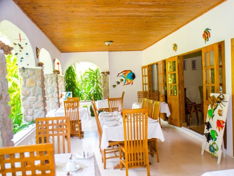 VILLA RAFIA GUESTHOUSE — фото 5