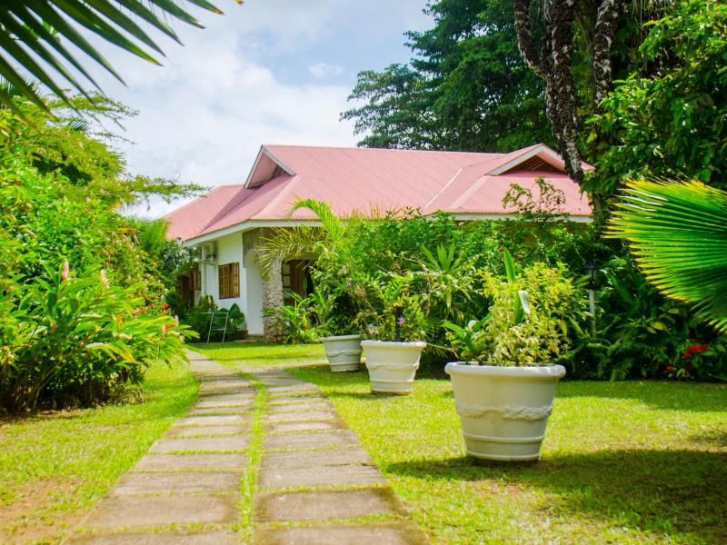 VILLA RAFIA GUESTHOUSE — фото 11