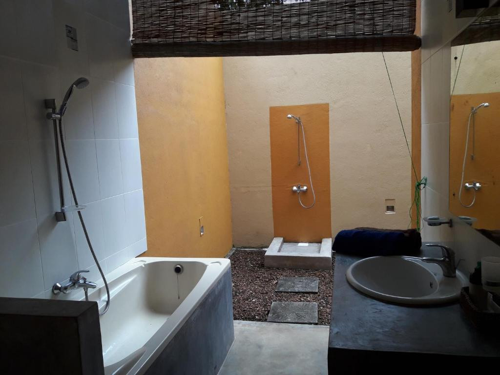 AHYORA BEACH RESORT (EX. MUTHUMUNI AYURWEDA BEACH RESORT) — фото 12