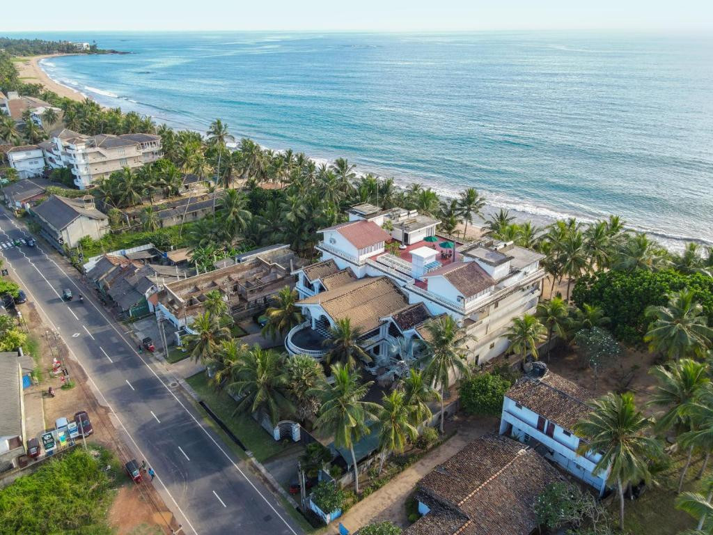 JOES RESORT BENTOTA — фото 11