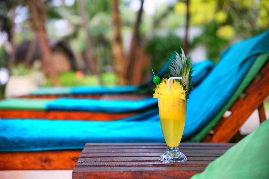 ROCKSIDE BEACH RESORT — фото 12