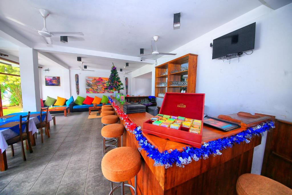 ROCKSIDE BEACH RESORT — фото 18
