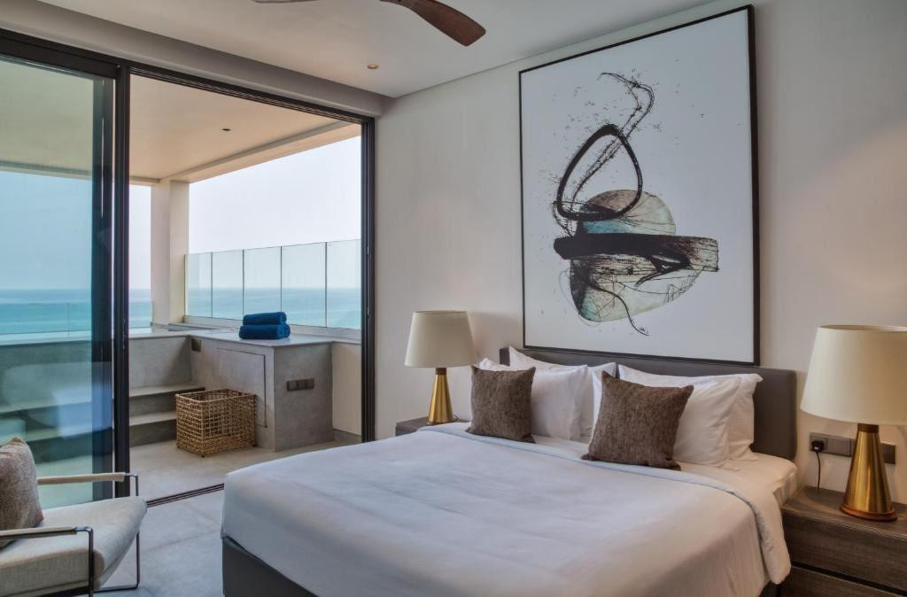 CRYSTAL SANDS GALLE — фото 11