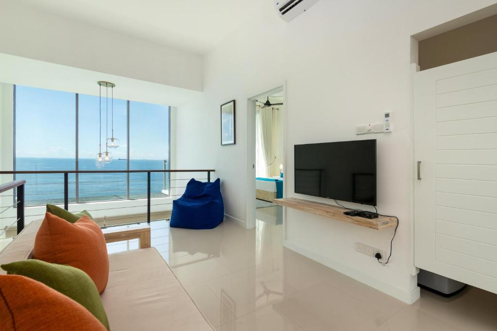 OCEANFRONT CONDOMINIUMS GALLE — фото 4