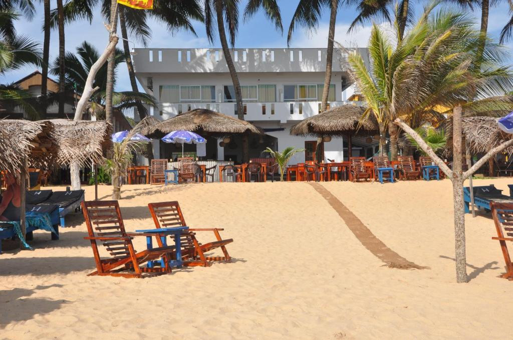 COPACABANA BEACH HOTEL
