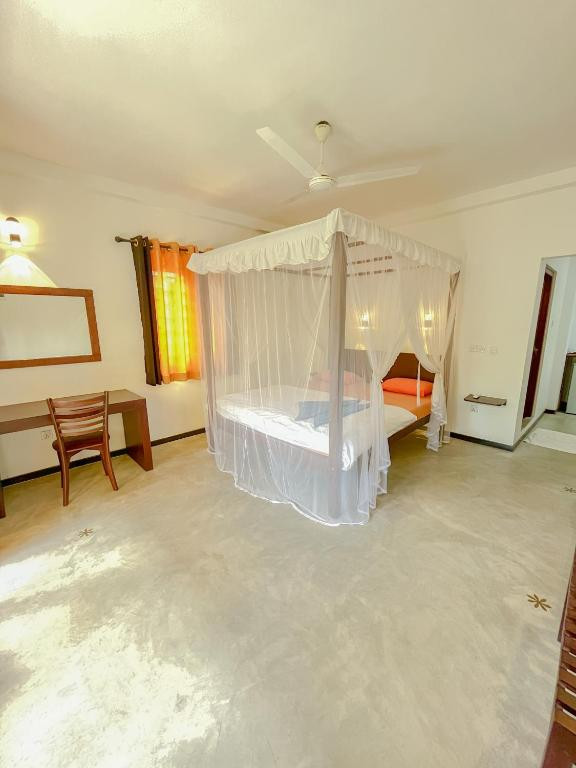 EASY LIVING GUEST HOUSE — фото 18