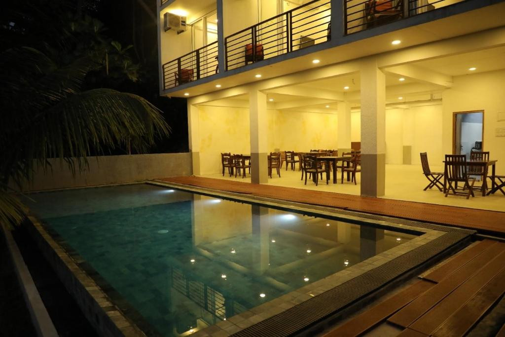 GREEN EDGE VILLA HIKKADUWA — фото 18