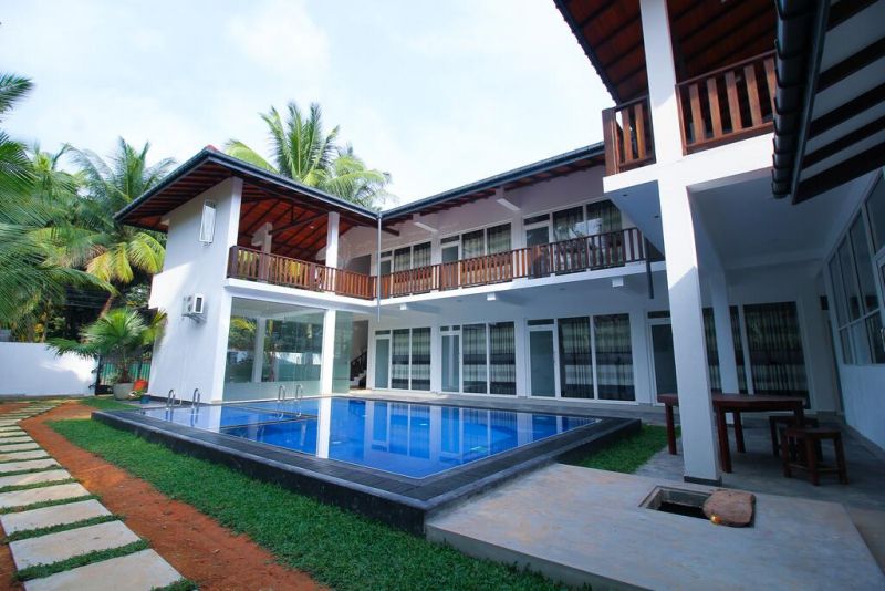 HIKKA VILLA RITAS 