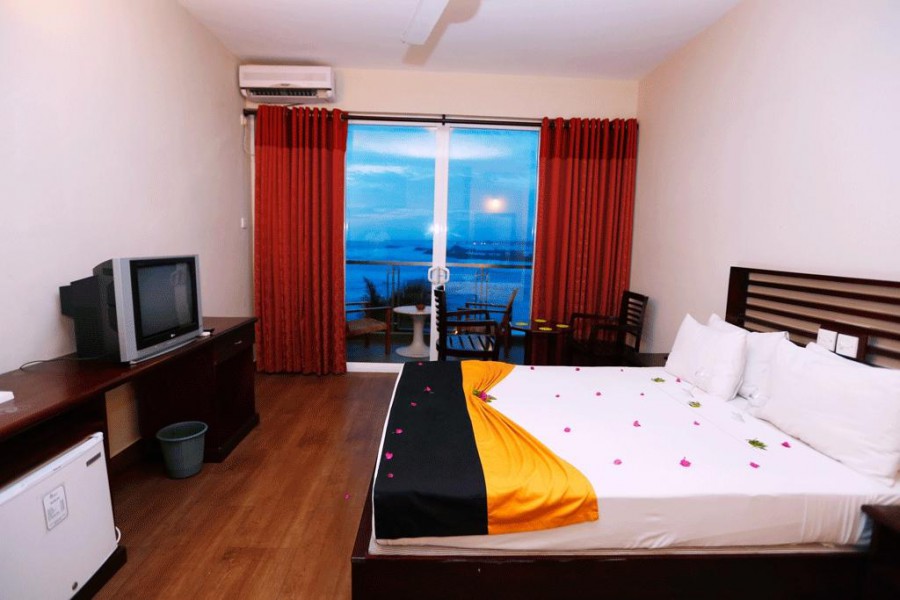 HIKKADUWA BEACH HOTEL — фото 17